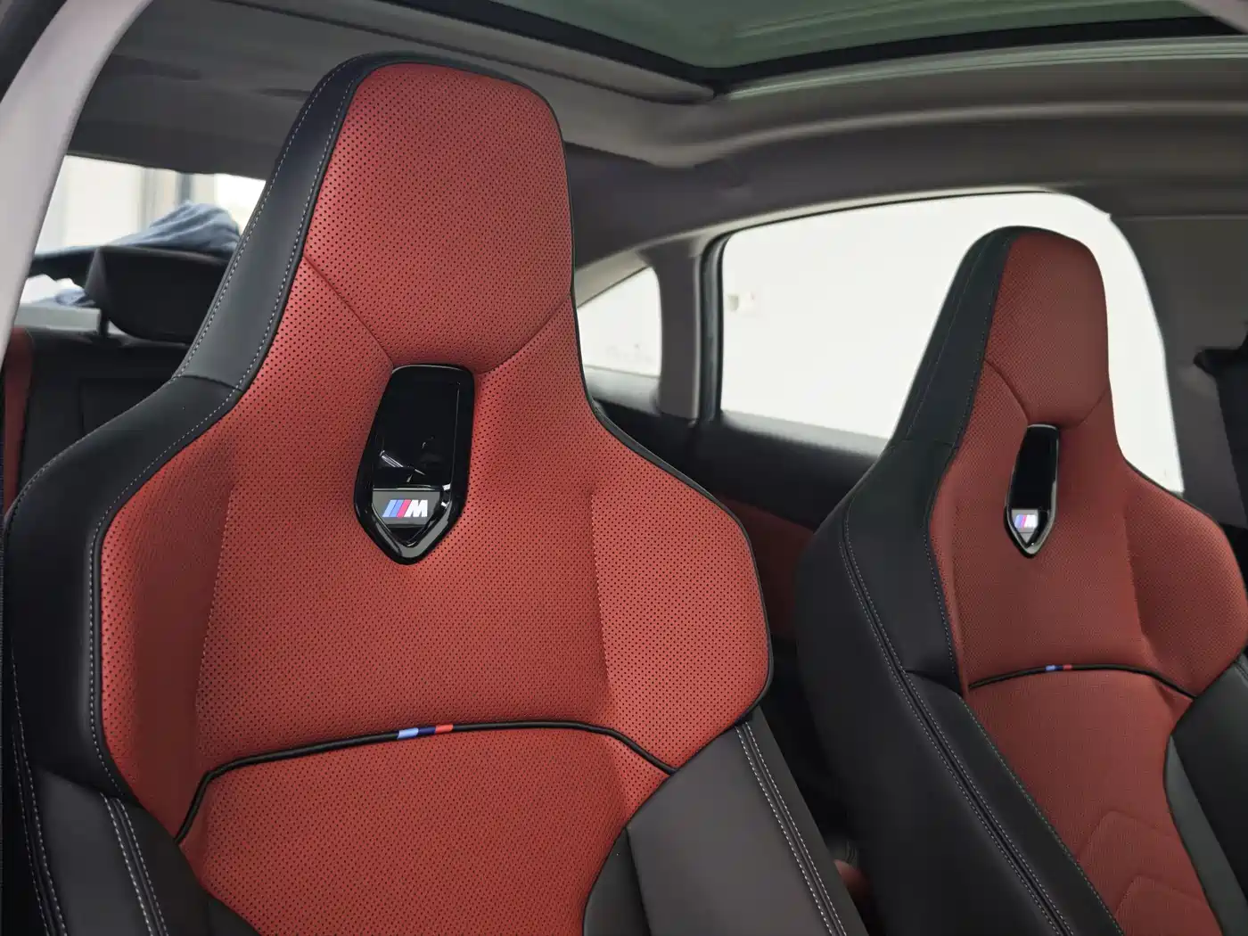 BMW 2 Series 2025 225L M Sport Moonlight Package фото 16