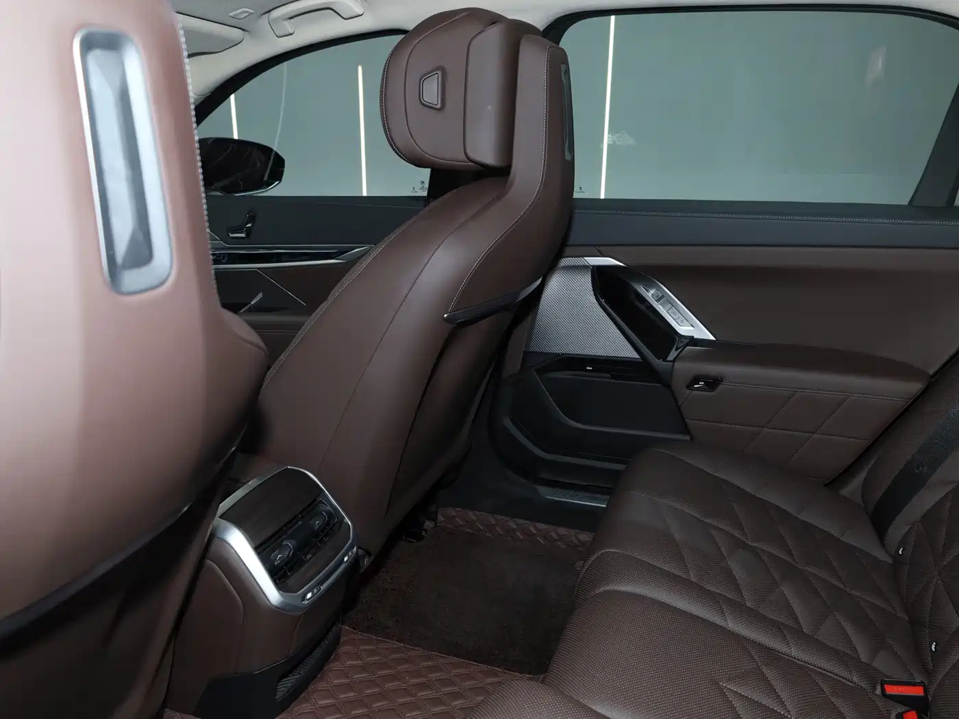 BMW i7, миниатюра 24