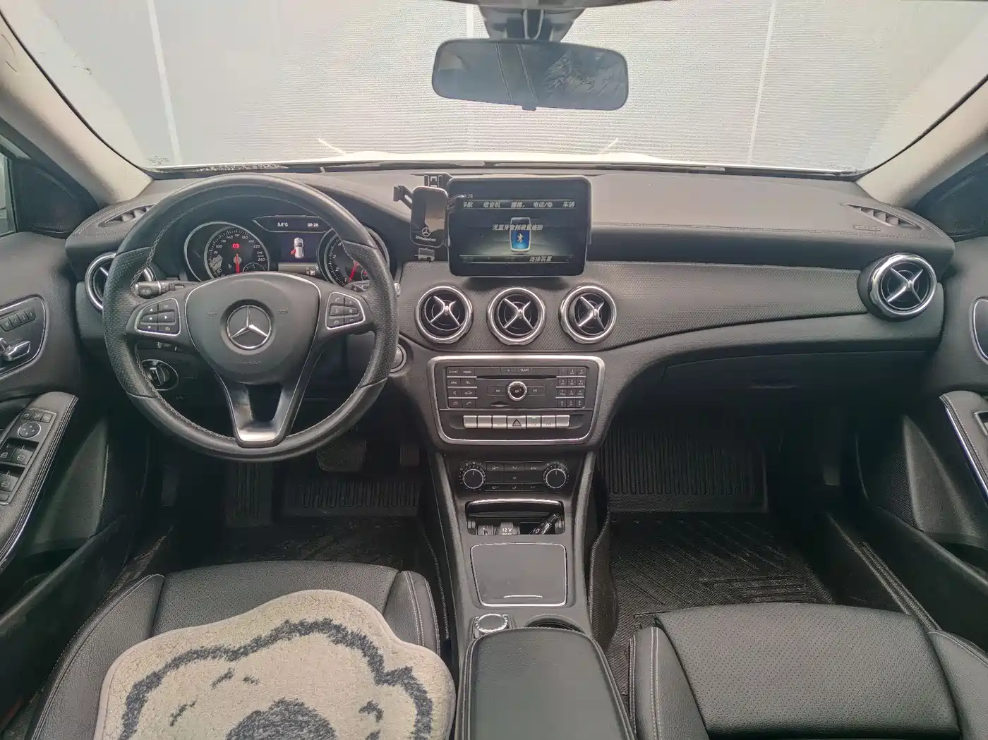 Mercedes-Benz GLA 2017 GLA 200 Fashion фото 9