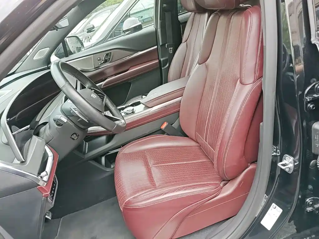 Cadillac XT5 2024 2025 Model 2.0T Platinum