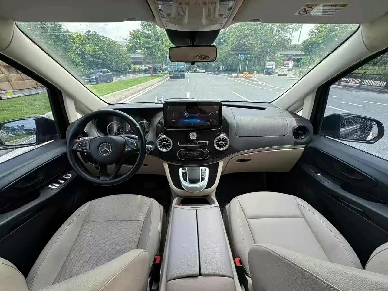 Mercedes-Benz Vito 2021 2.0T Elite 7-Seater фото 5