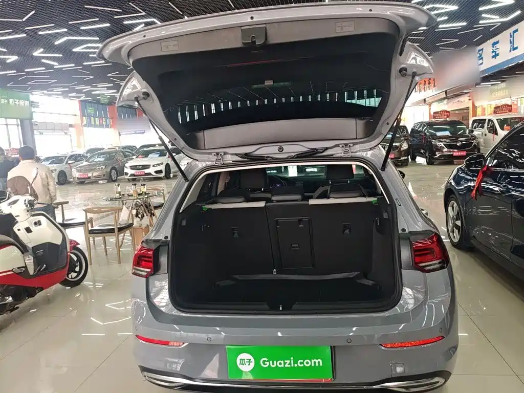 Volkswagen Golf 2023 Facelift 280TSI DSG Pro фото 15