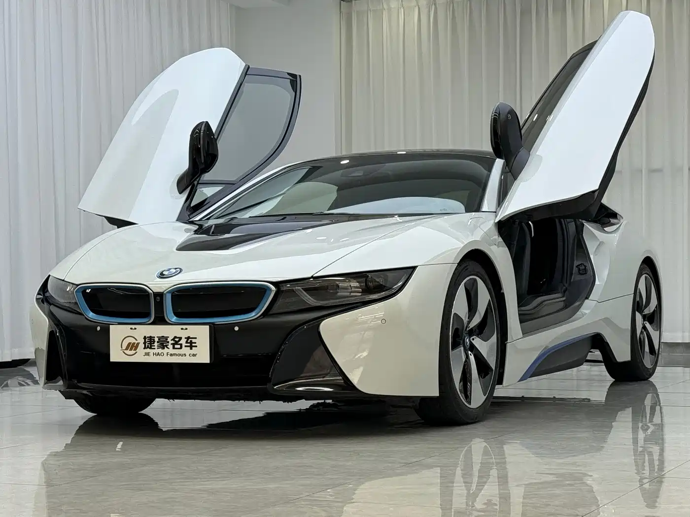 BMW i8 2019 2014 Standard