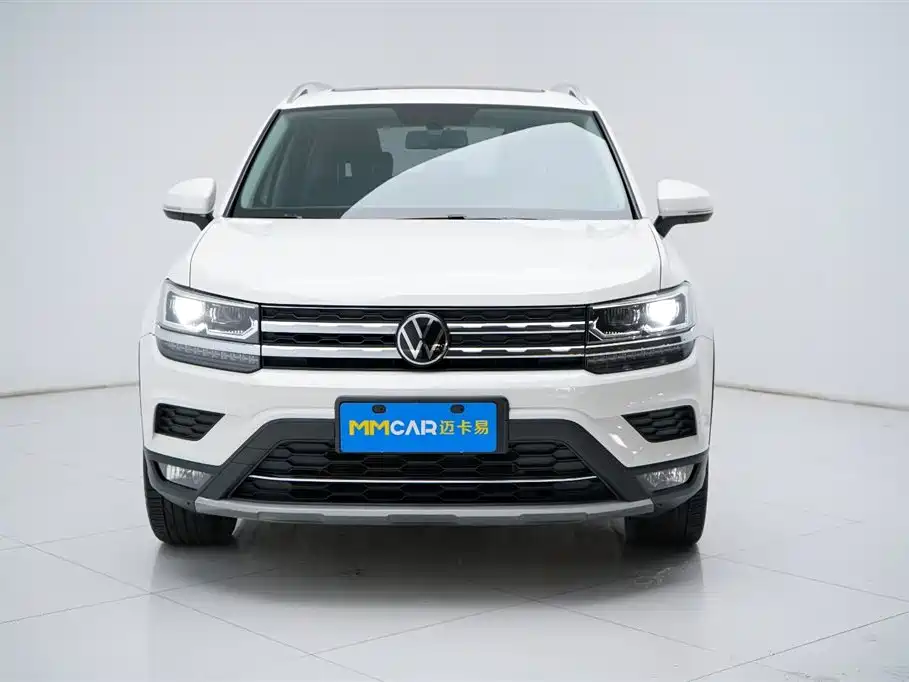 Volkswagen Tharu 2021 330TSI 4WD Luxury Plus