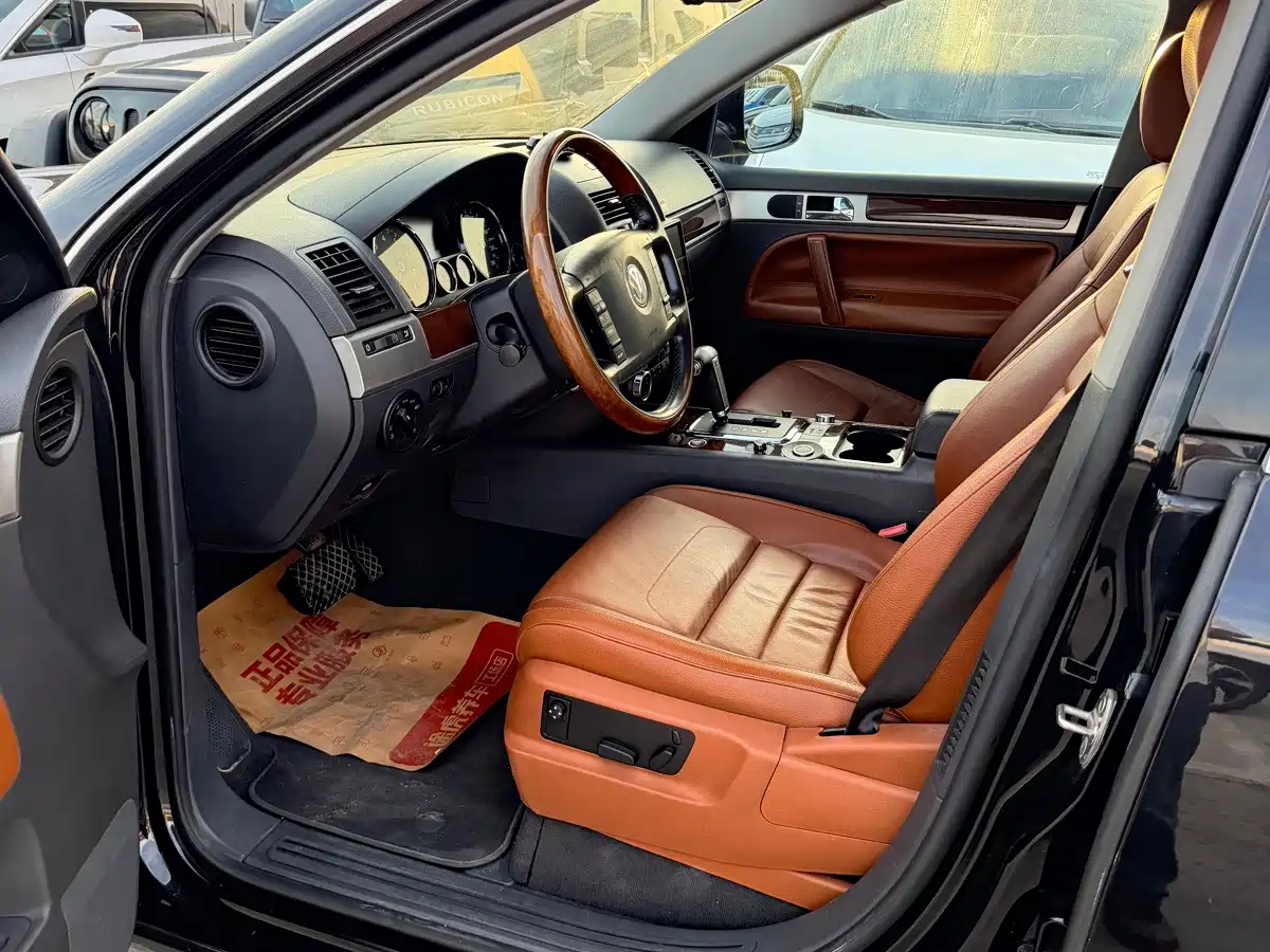 Volkswagen Touareg 2009 2010 3.6 Limited Luxury Edition