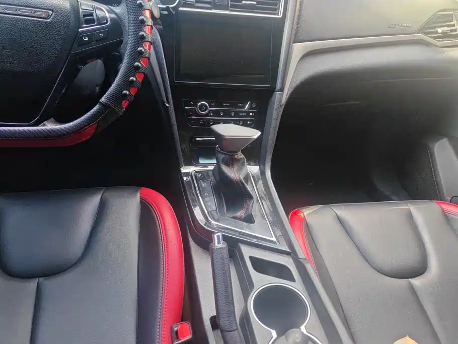 Venucia D60 2018 2018 1.6L CVT Smart Elite Edition