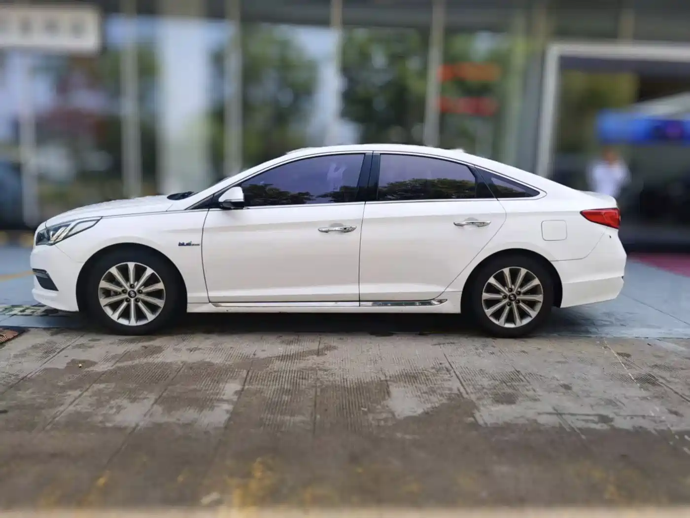 Hyundai Sonata 2015 1.6T GLS Smart фото 4