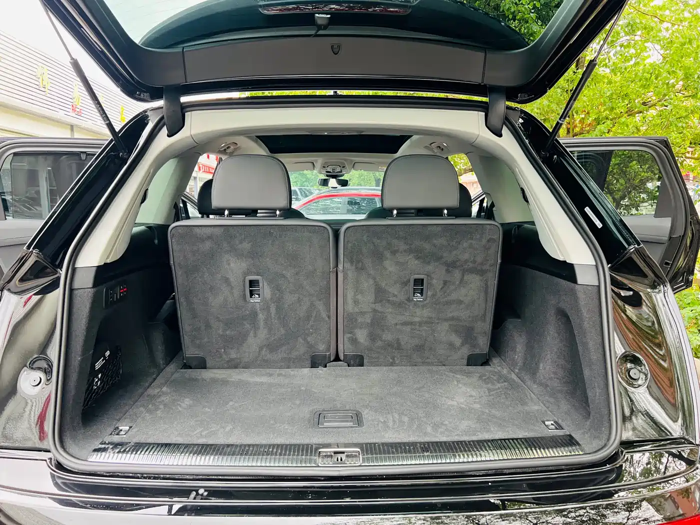Audi Q7 2022 55 TFSI quattro S line Premium фото 24