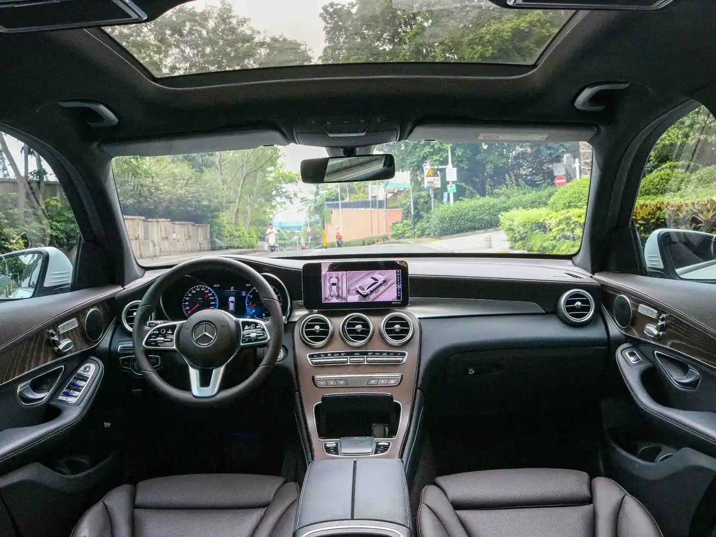 Mercedes-Benz GLC 2020 GLC 260 L 4MATIC Luxury фото 5