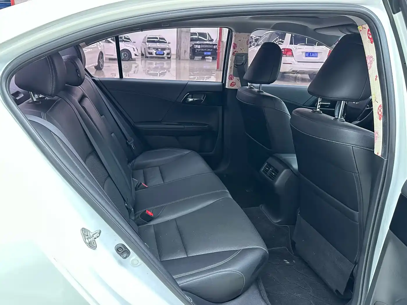 Honda Accord 2016 2.0L Elite Edition фото 7