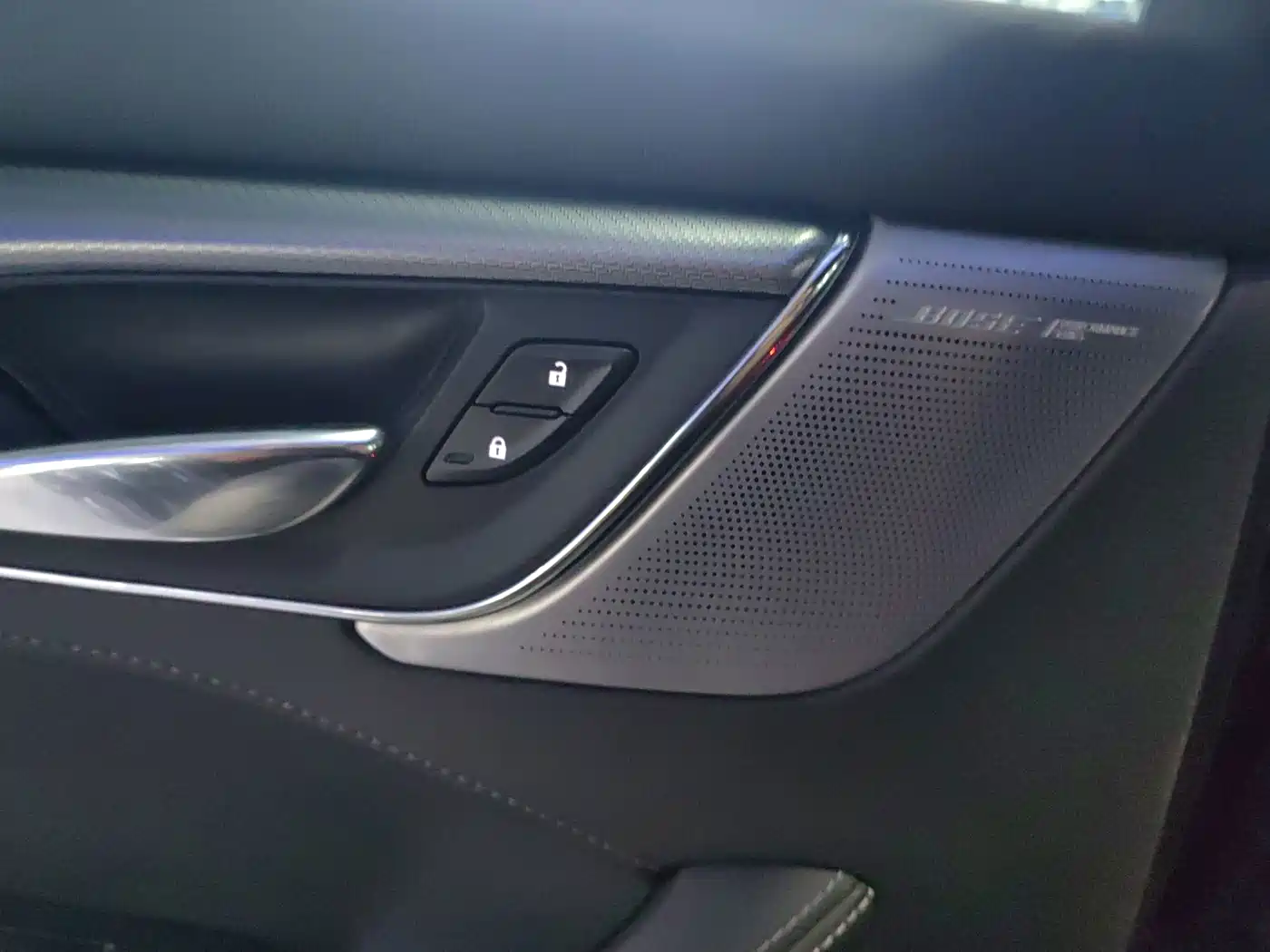 Фото 2 - Cadillac CT5