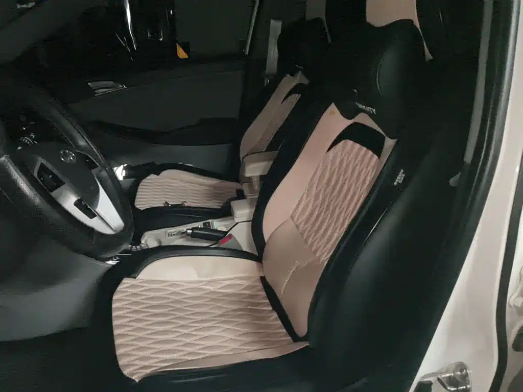 Hyundai Verna 2014 1.4L Automatic Leading GLX фото 12