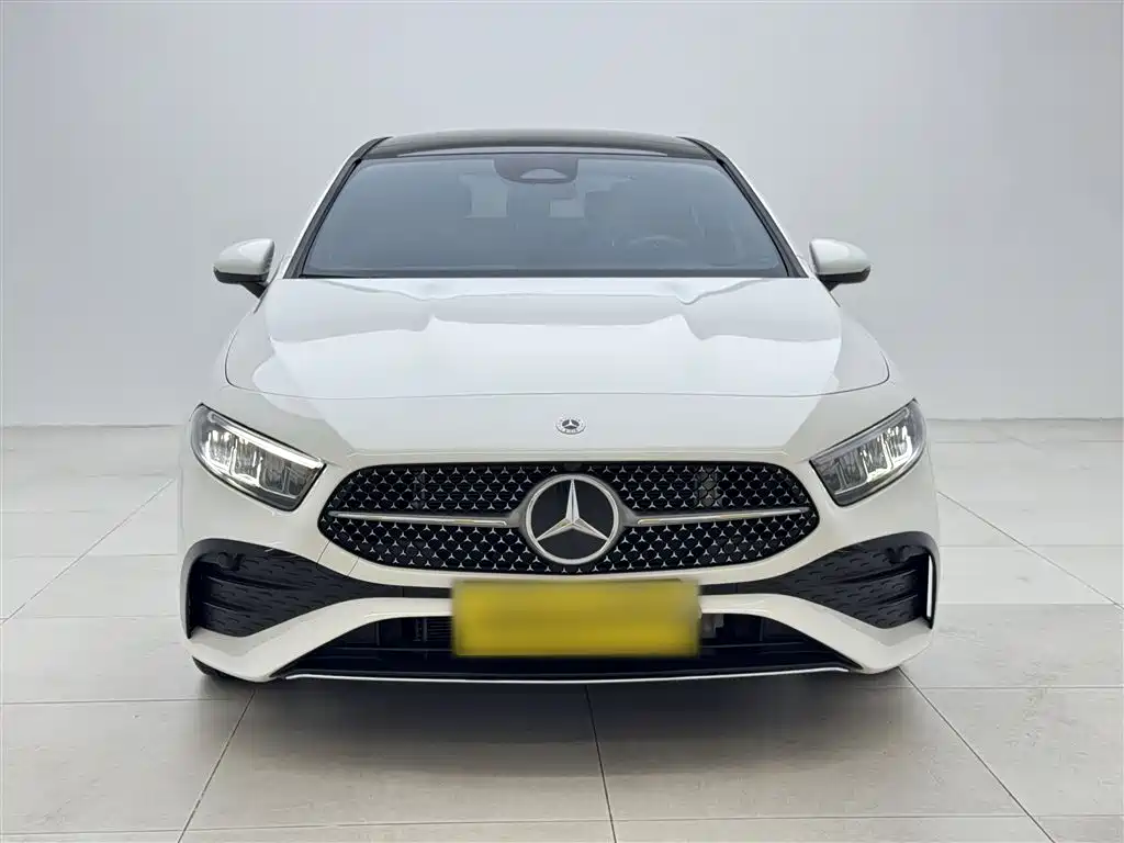Mercedes-Benz A-Class 2023 A 200 L Fashion фото 22