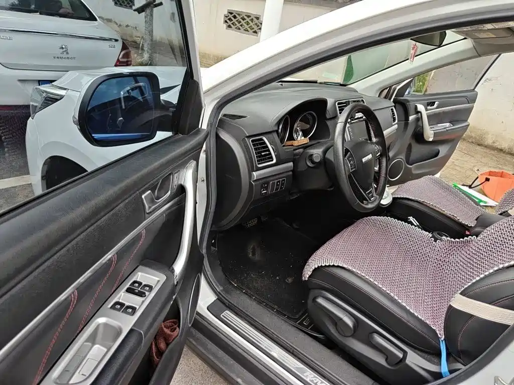 Haval M6 2018 2017 1.5T Automatic 2WD Elite