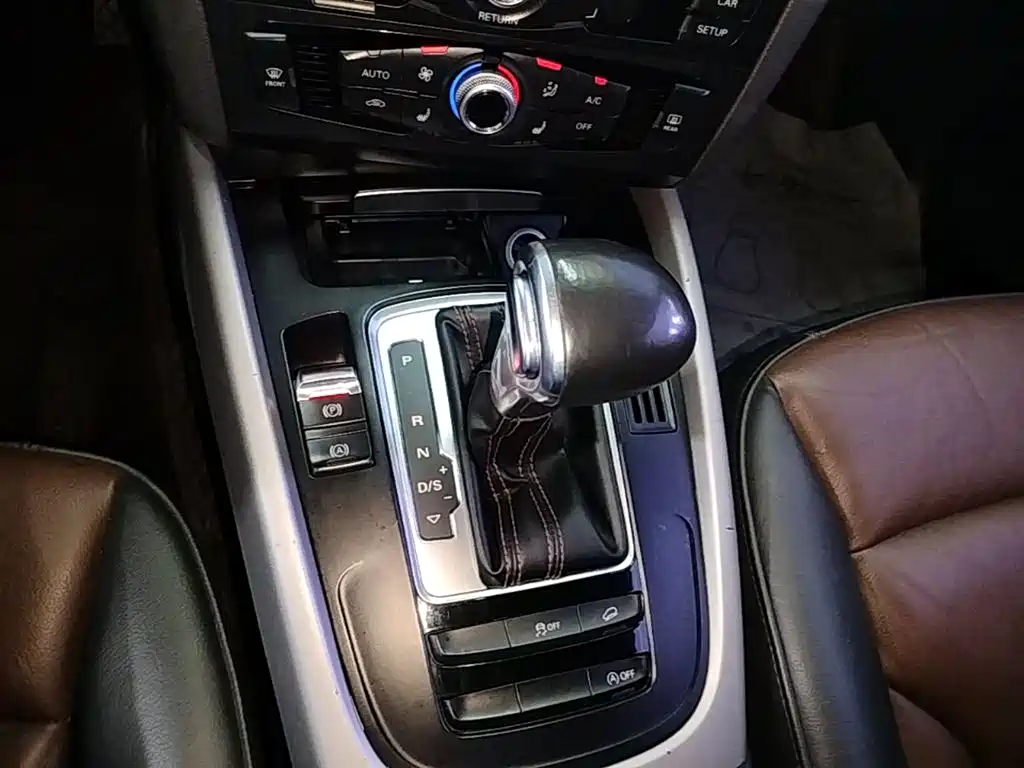 Audi Q5 2017 40 TFSI Progressive фото 14