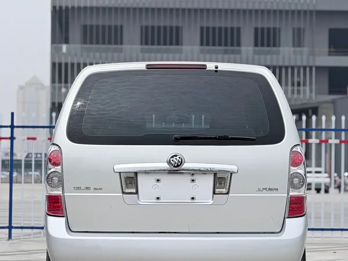 Buick GL8 2014 2.4L Classic Edition фото 7