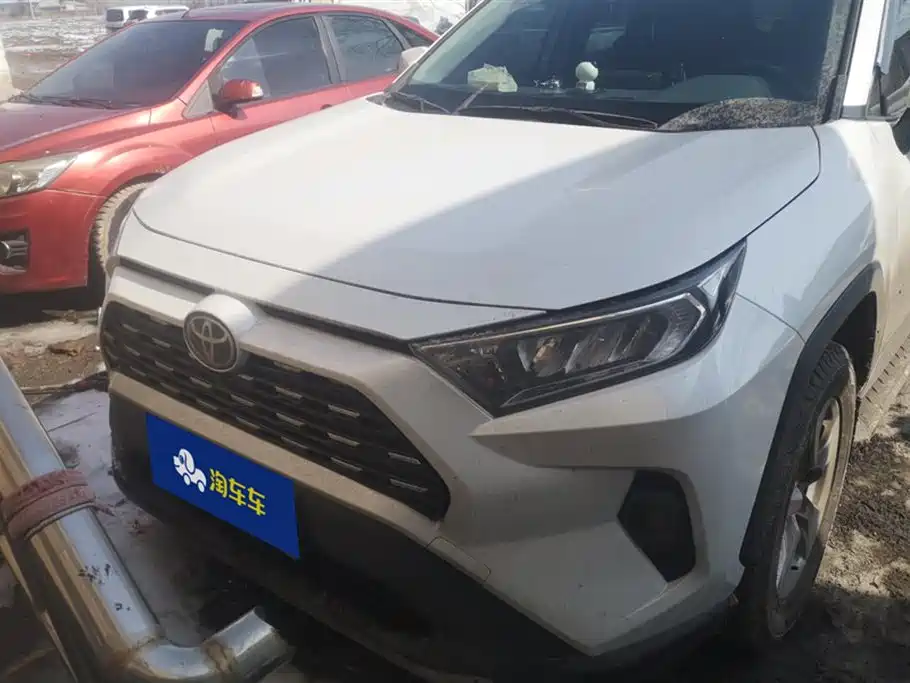 Toyota RAV4 Rongfang 2024 2.0L CVT FWD Urban Edition фото 2