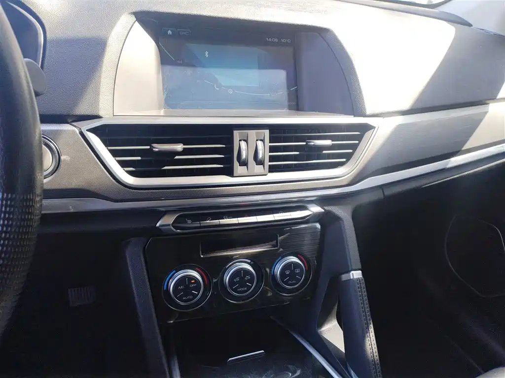 Haval H6 2018 Blue Label Sport 1.5T Automatic 2WD Elite фото 6