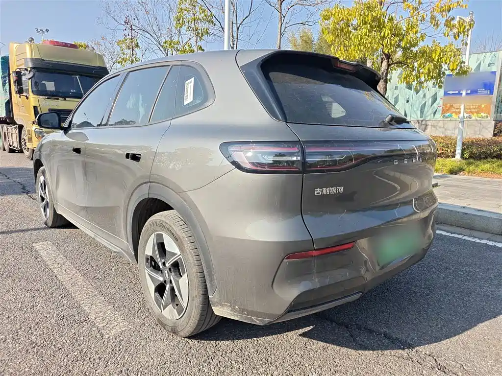Geely Galaxy Galaxy E5 2024 440km Start Edition фото 5
