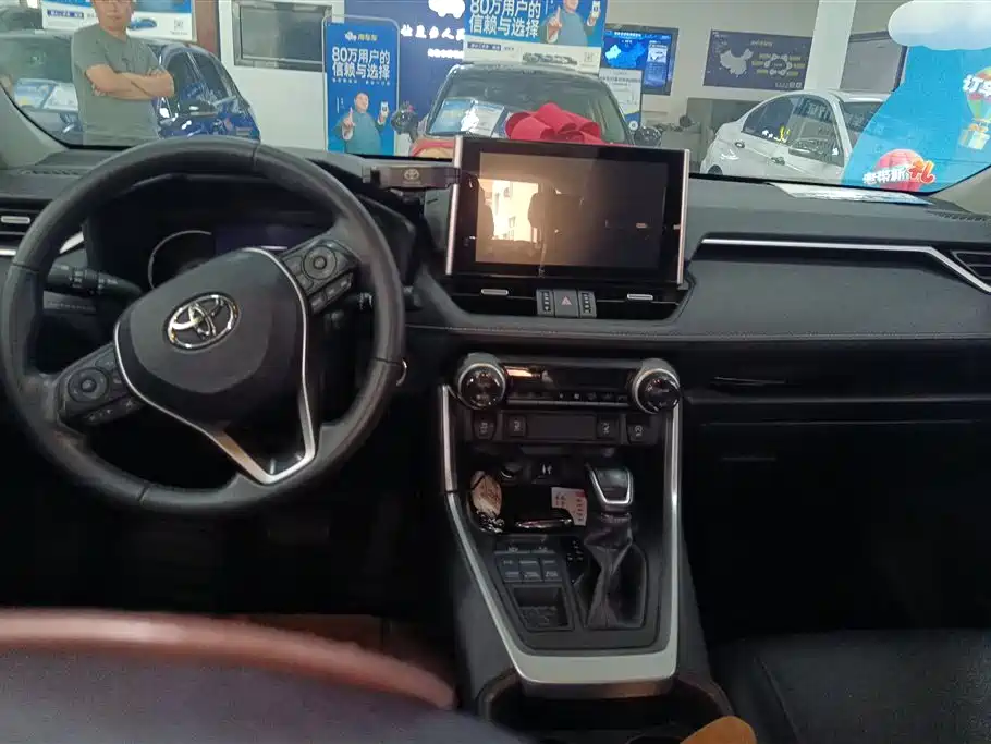Toyota RAV4 Rongfang 2021 2.0L CVT 4WD Trend PLUS фото 12