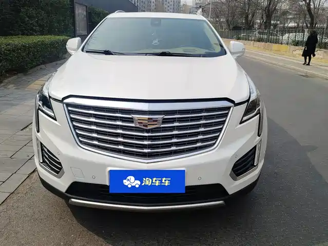 CADILLAC XT5