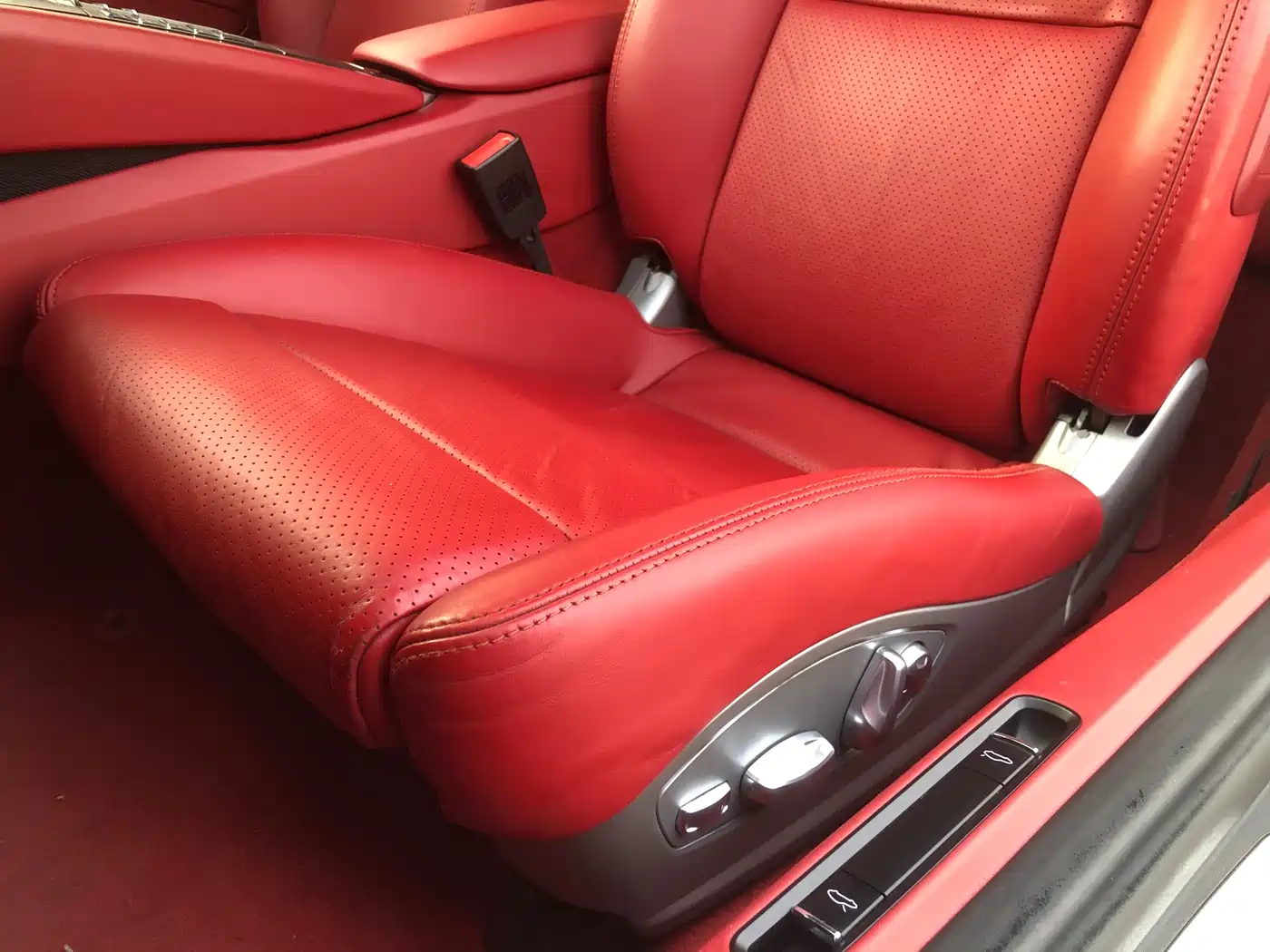 Porsche 911 2012 Carrera S 3.8L фото 19