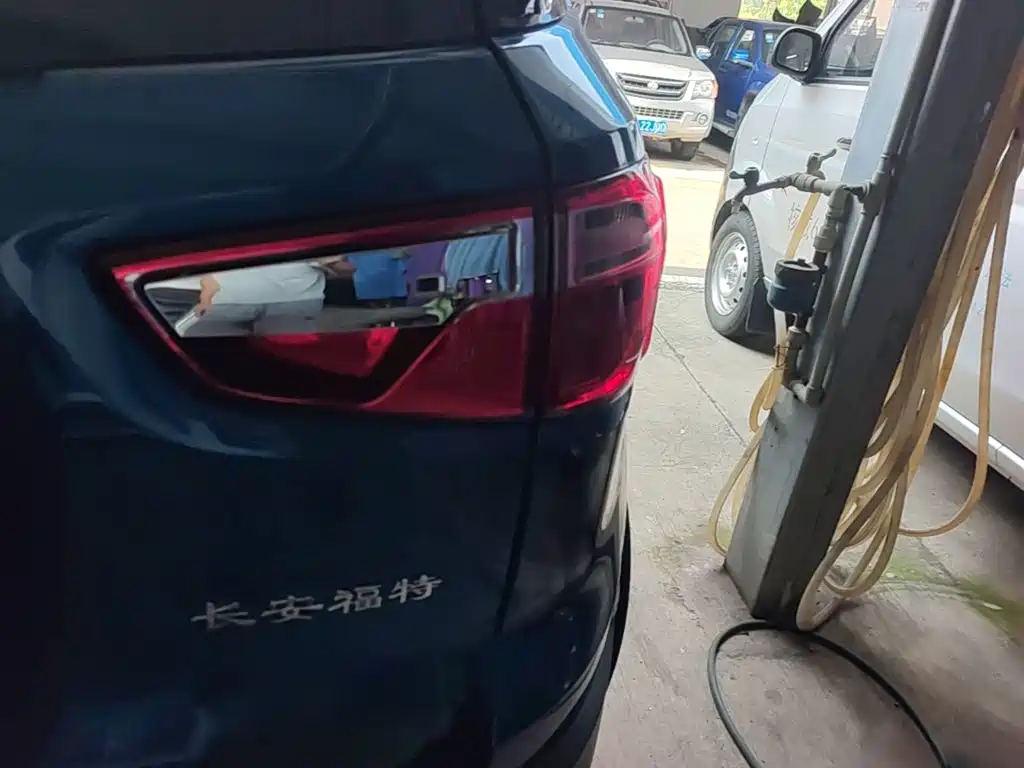 Ford EcoSport 2018 2018 1.5L Automatic Platinum Wing