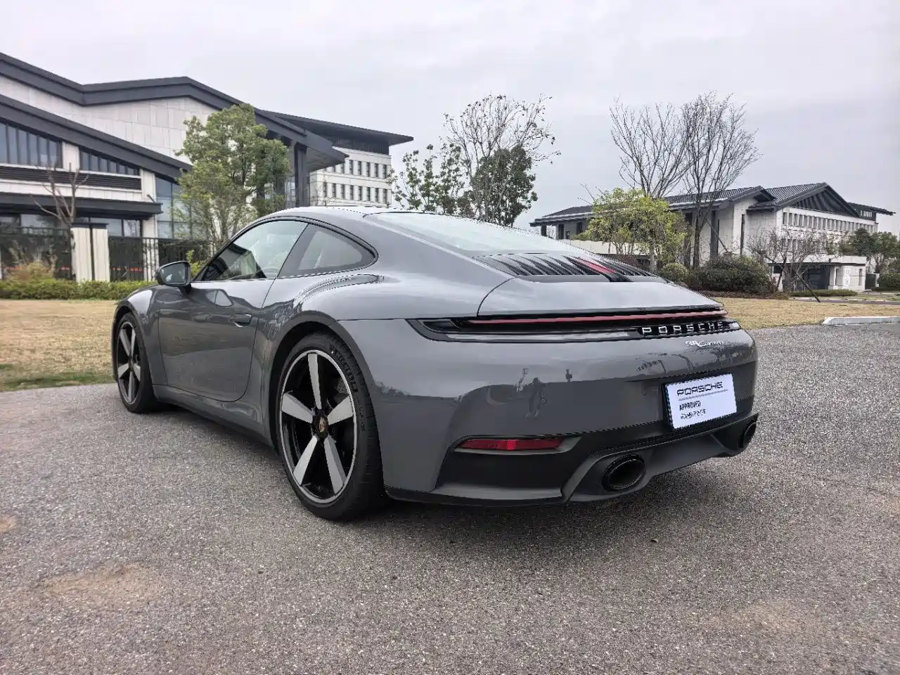 Porsche 911 2025 Carrera 3.0T фото 4