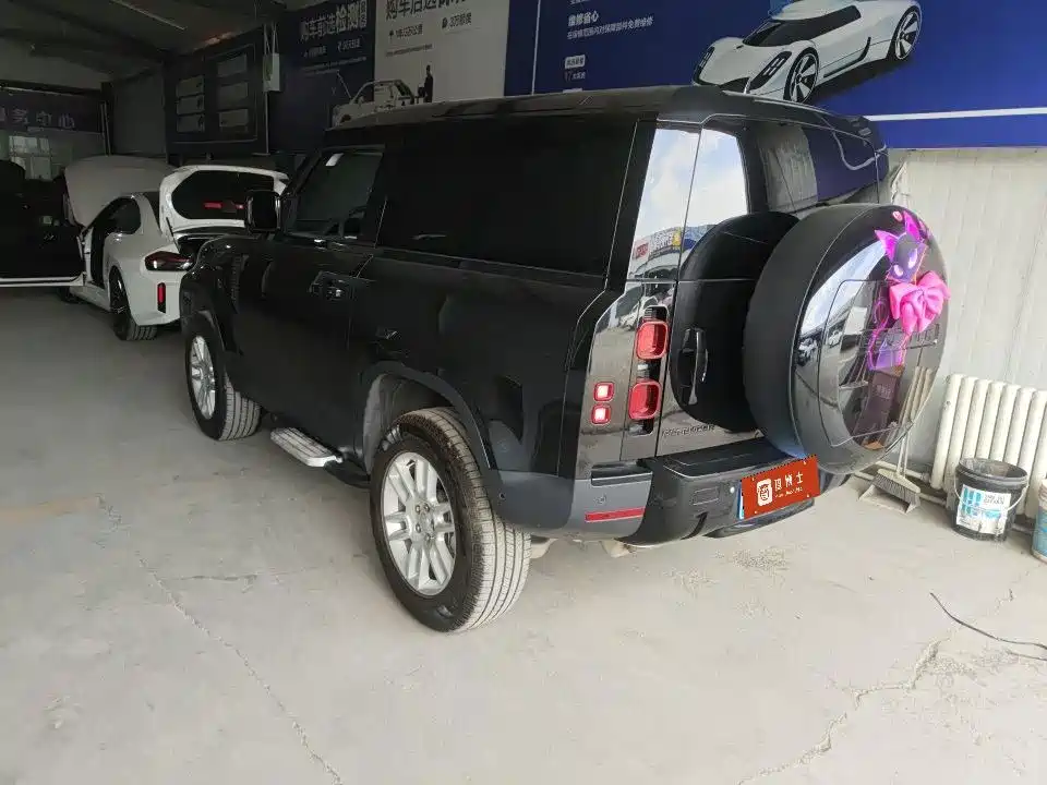 Land Rover Defender 2025 2025 90 2.0T P300 S