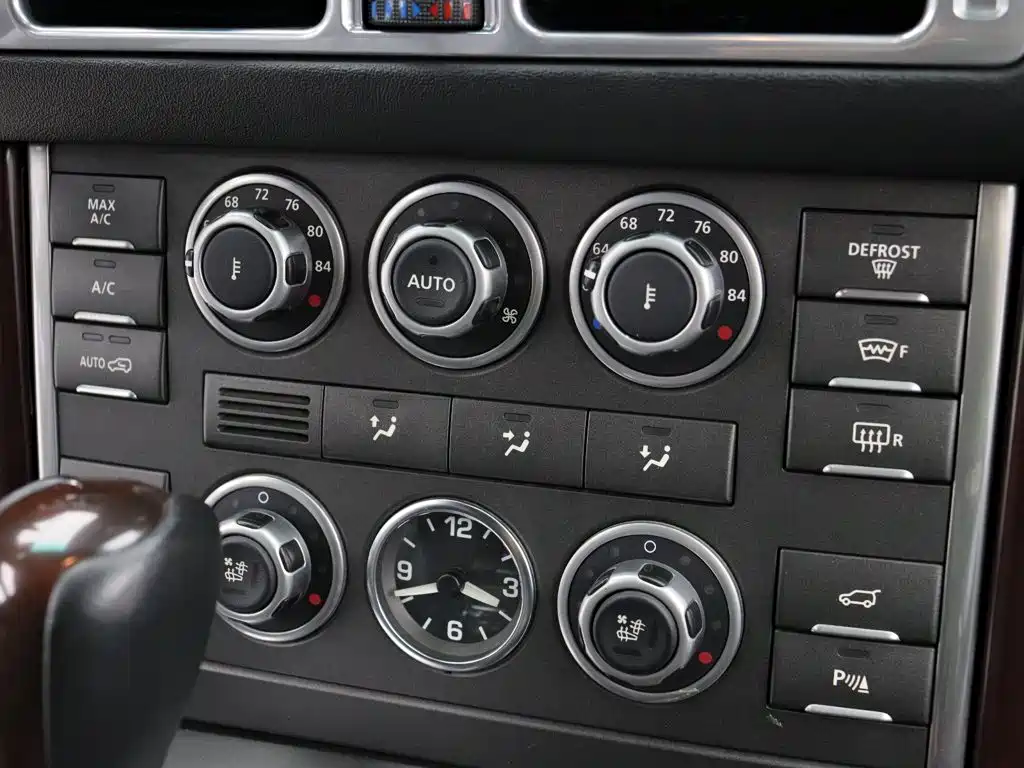 Фото 20 - Land Rover Range Rover