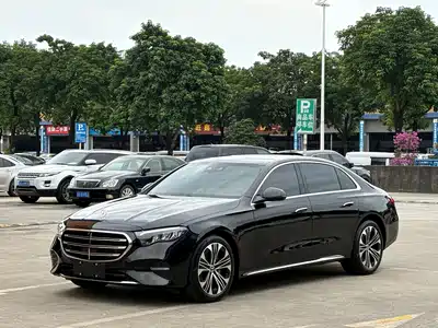 Mercedes-Benz E