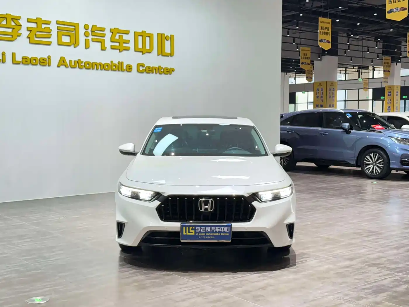 Honda Inspire 2024 2023 260TURBO Elegant Edition