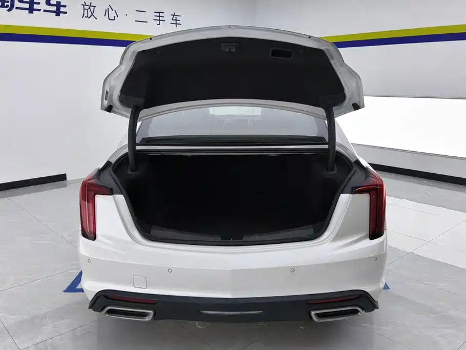 Cadillac CT5 2024 2023 28T Luxury Style (Standard Edition)