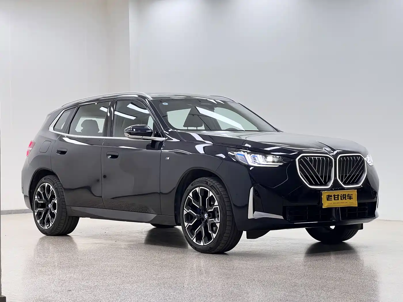 BMW X3 2025 xDrive30L Premium M Sport Package фото 3