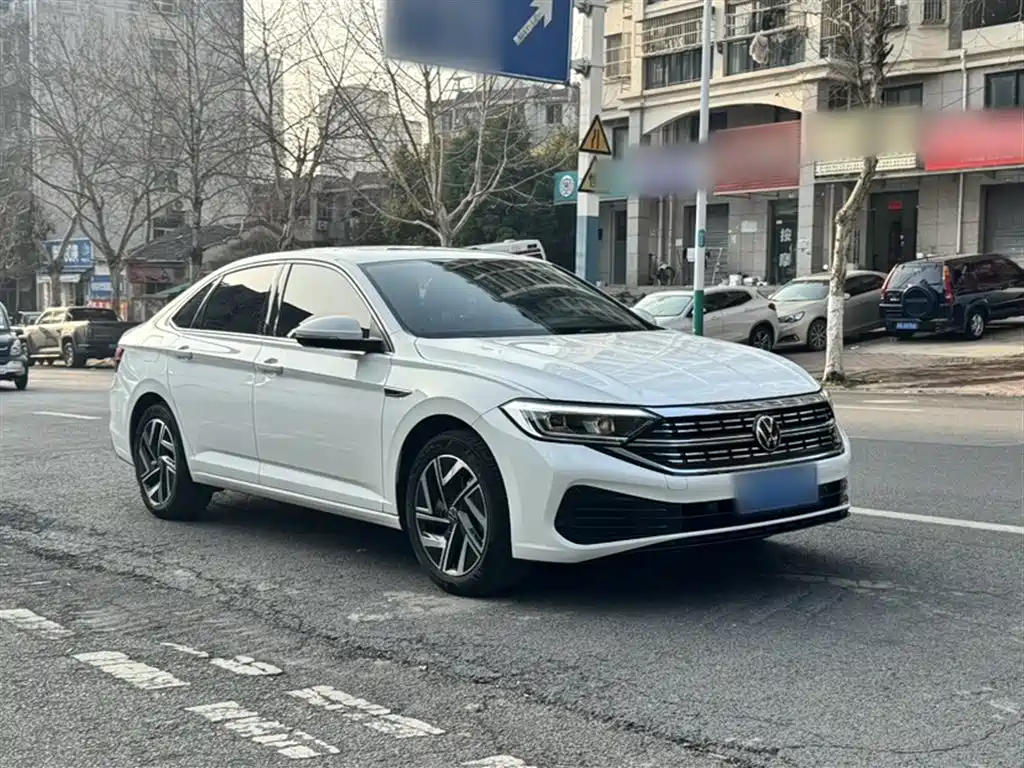 Volkswagen Sagitar 2023 300TSI DSG Surpassing Edition фото 16