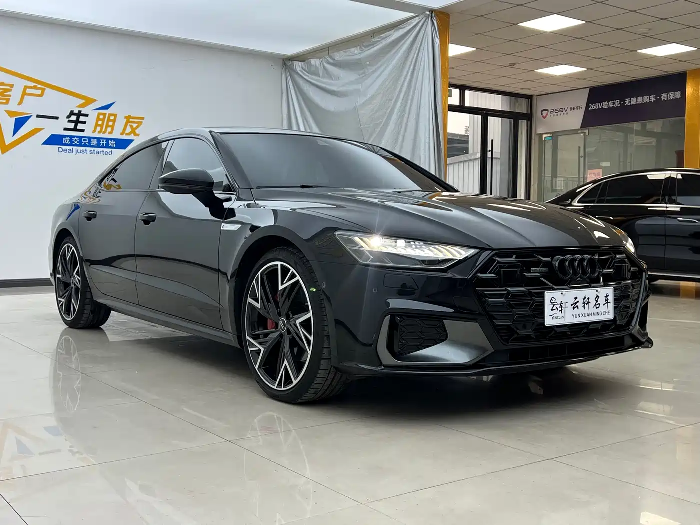 Audi A7L 2024 45 TFSI quattro S-line Black Warrior Edition фото 3