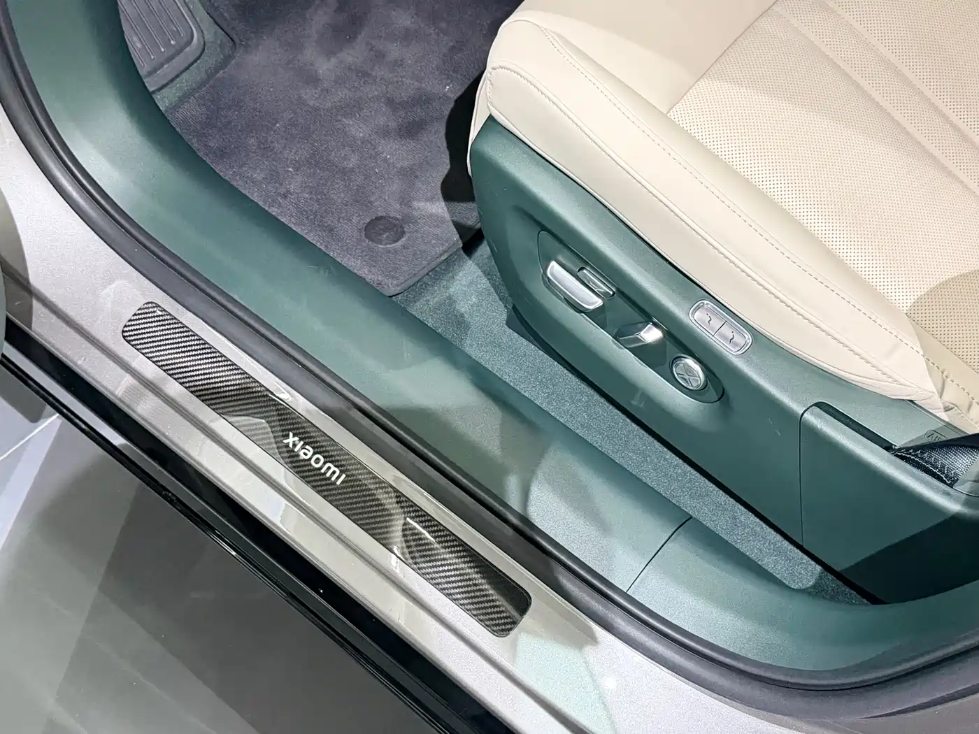 XIAOMI CAR XIAOMI YU7