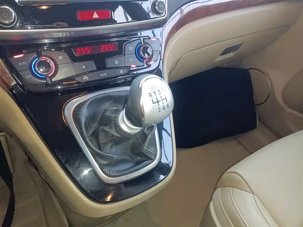 Haval H6 2014 Sport 1.5T Manual 2WD Elite фото 14