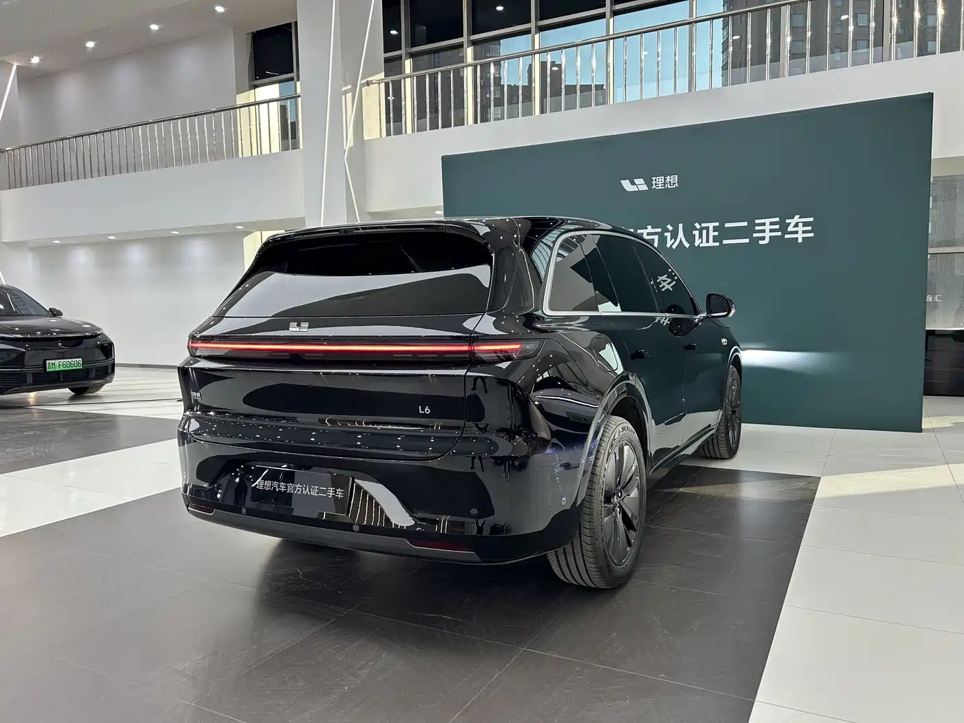 Li Auto IDEAL L6