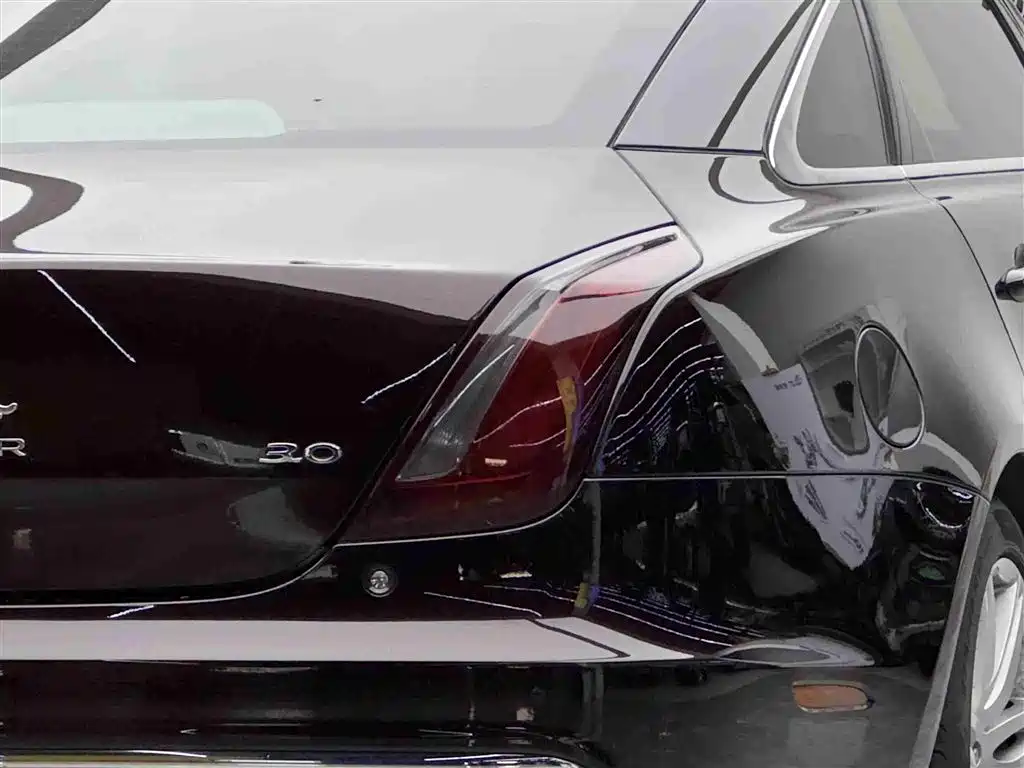 Jaguar XJ 2018 XJL 3.0 SC 2WD Elegant Business Edition фото 17