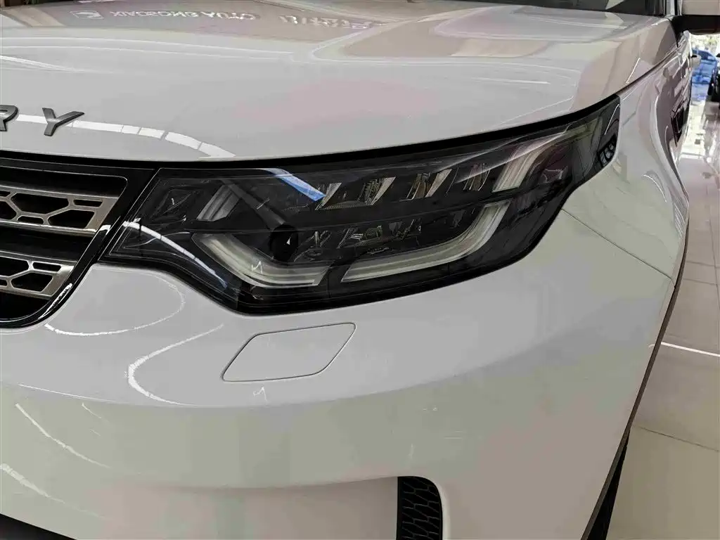Land Rover Discovery 2020 3.0 SC V6 SE фото 4