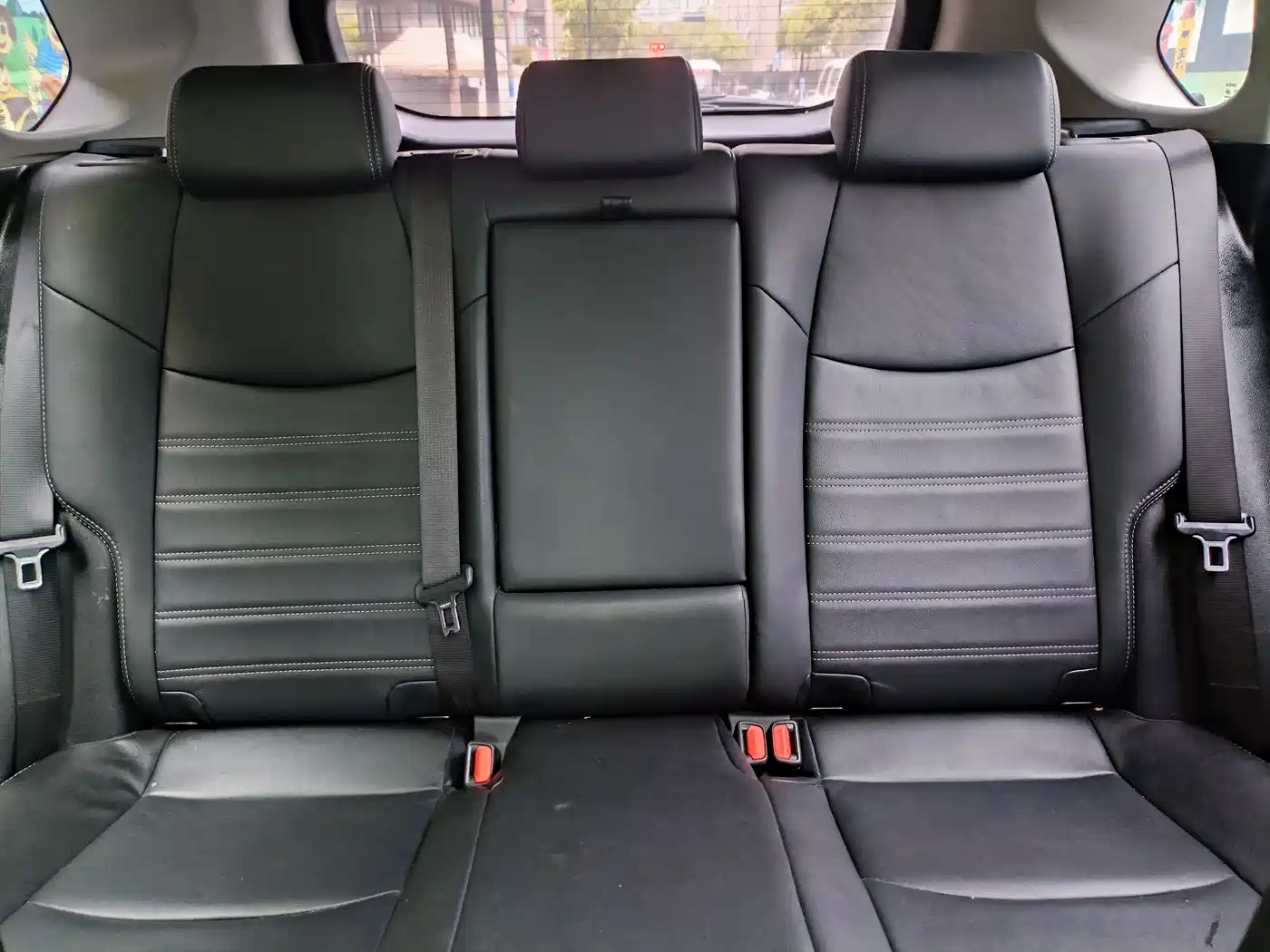Toyota Wildlander 2020 Dual Engine 2.5L E-CVT FWD Luxury фото 25