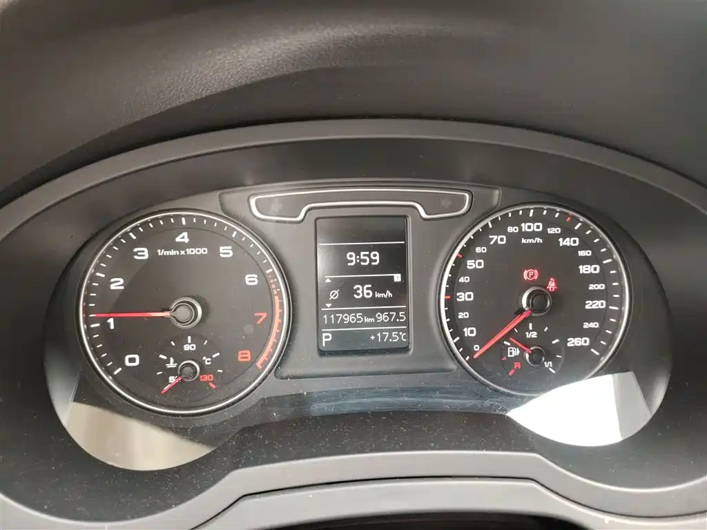 Audi Q3 2015 35 TFSI Millionth Anniversary Intelligent Leader фото 5
