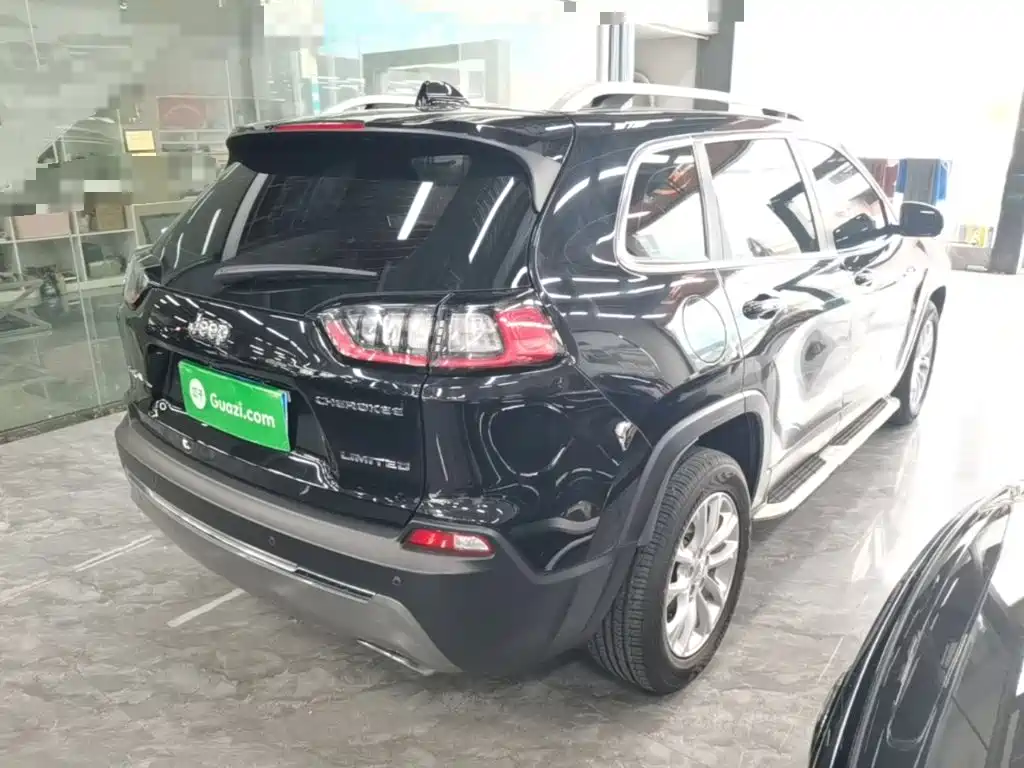 Jeep Cherokee 2021 2019 2.0T 2WD Smart Edition China VI