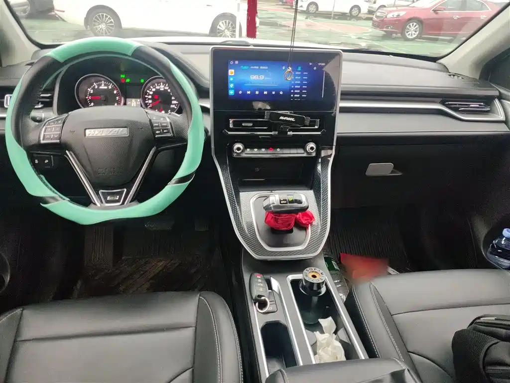 Haval M6 2021 PLUS 1.5T DCT Luxury Smart Connect фото 9