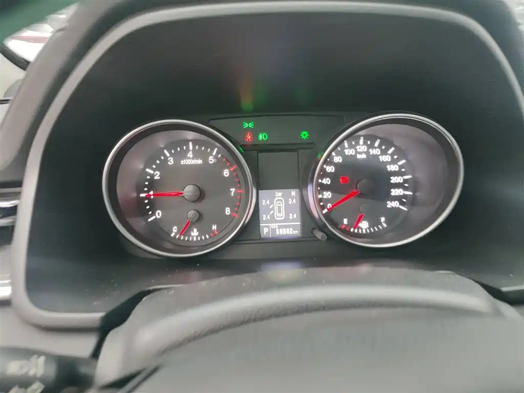 Haval M6 2021 PLUS 1.5T DCT Luxury Smart Connect фото 11