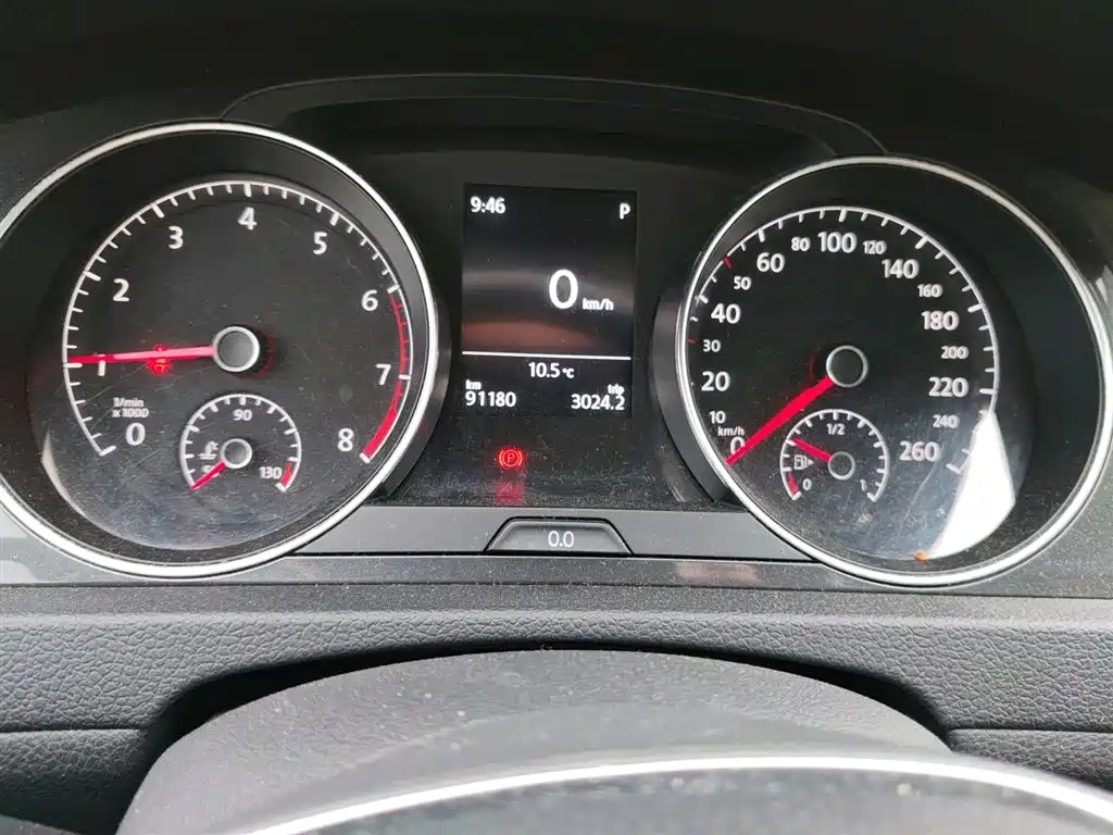 Volkswagen Golf 2018 1.6L Automatic Comfort фото 8