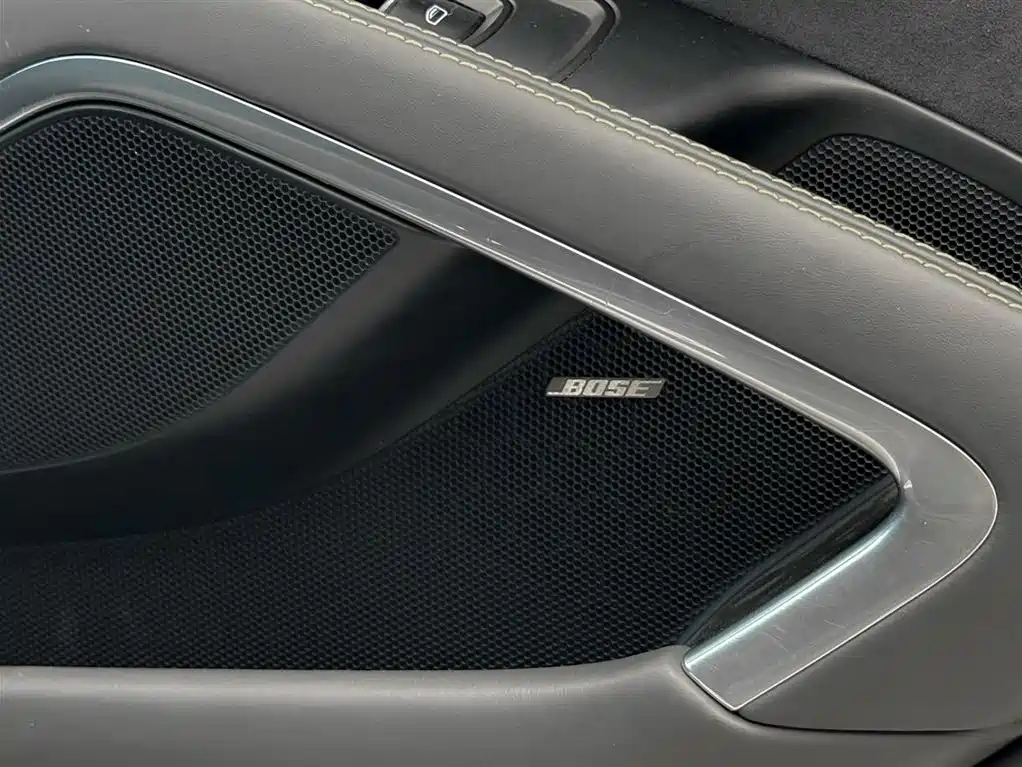 Porsche 911 2012 Carrera S 3.8L фото 14