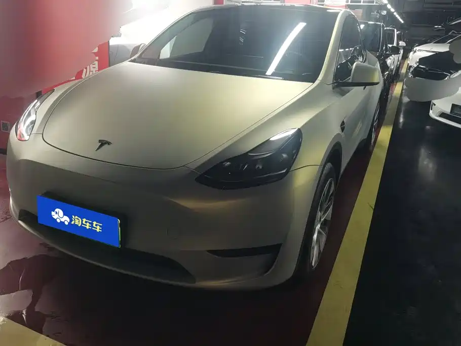 Tesla Model Y 2022