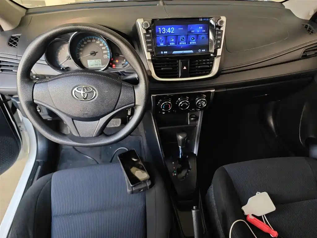 Toyota YARiS L Zhi Xiang 2019 1.5E CVT Charming China VI фото 10